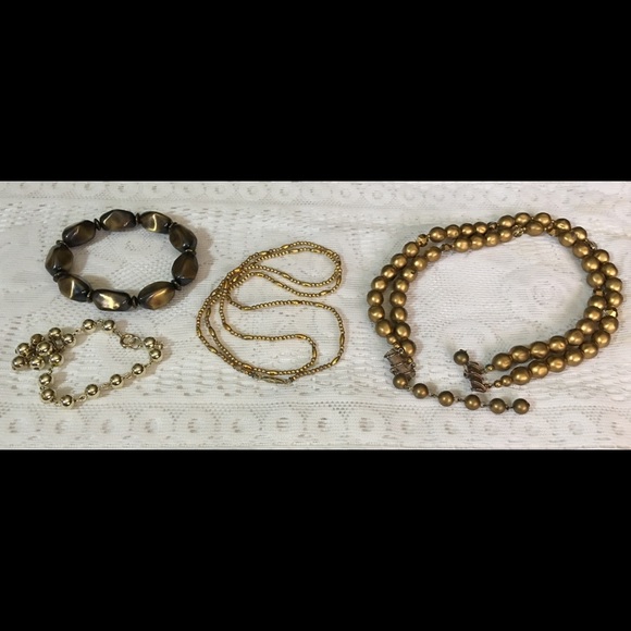 15  Piece Harvest/Repair Beaded Jewelry Lot - Picture 2 of 4